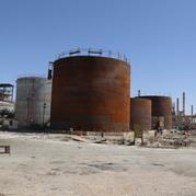 پیشرفت 57 درصدی پروژه احداث مخازن توسعه انبارش نفت پاسارگاد آبادان