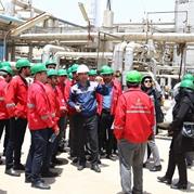 گزارش تصویری بازدید نمایندگان بورس کالا از کارخانه نفت پاسارگاد تهران 