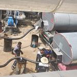 رکورد تخلیه ۱۰ هزار تن وکیوم باتوم در کارخانه نفت پاسارگاد تهران