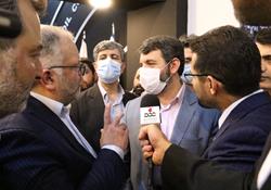وزیر تعاون، کار و رفاه اجتماعی در غرفه نفت پاسارگاد: تولید دانش بنیان راهبرد کلیدی در رویارویی با واردات قیرهای بی کیفیت است