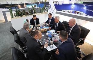 مذاکرات مدیران تاپیکو با هیات بلند‌پایه روسیه در نمایشگاه بین المللی نفت، گاز، پالایش و پتروشیمی