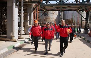 گزارش تصویری از بازدید مدیرعامل شرکت نفت پاسارگاد از مجتمع قیرسازی آبادان